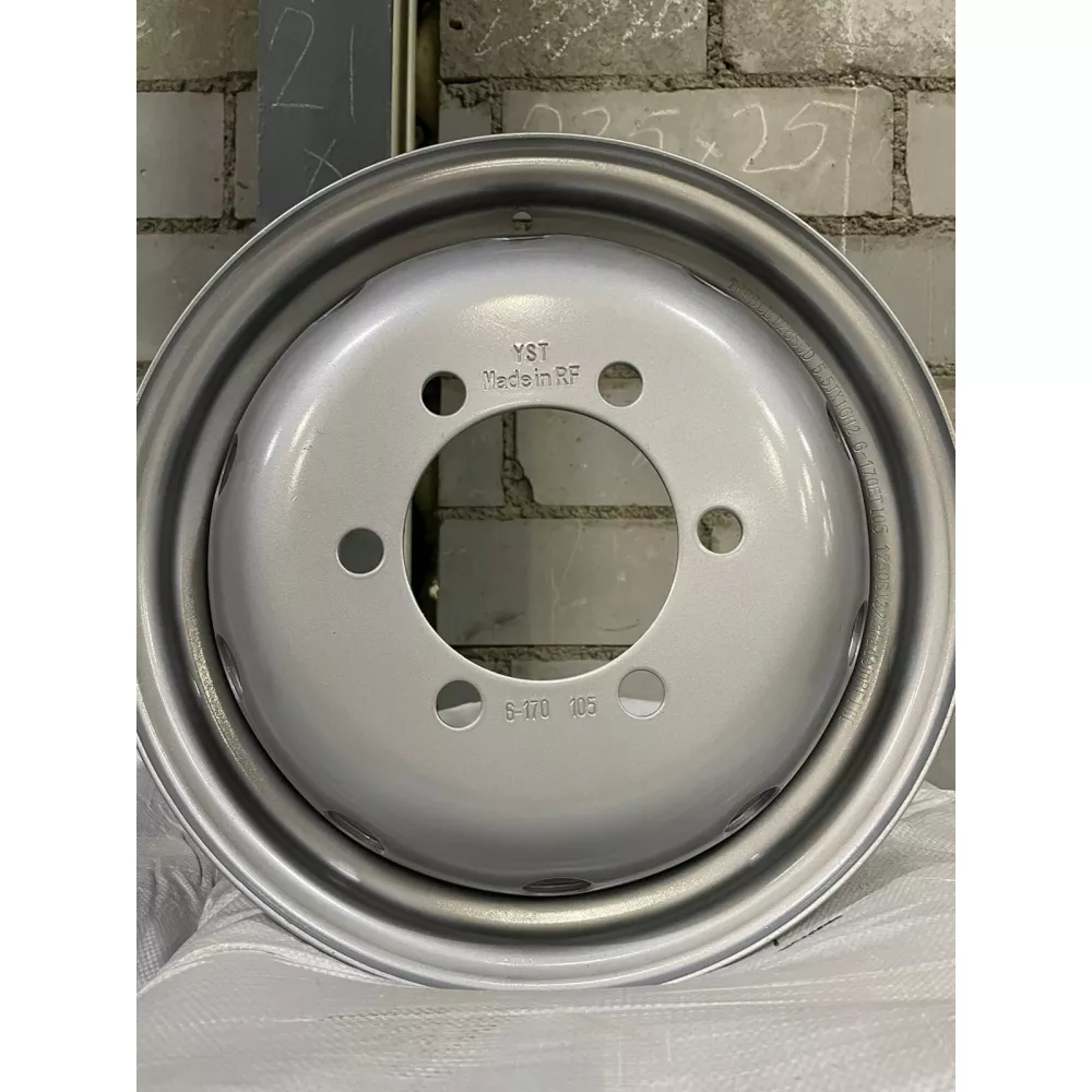 Диск 5,50х16  TREBL ET-105 PCD 6x170 D 130 в Ялуторовске